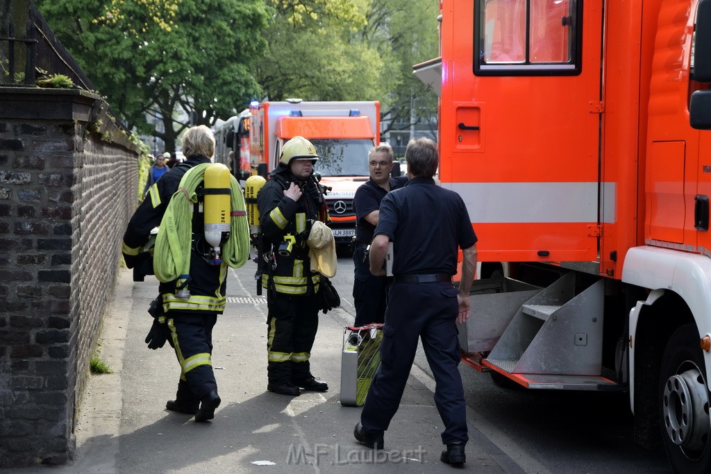 Feuer 2 Y Koeln Muelheim Bergisch Gladbacherstr P28.JPG - Miklos Laubert